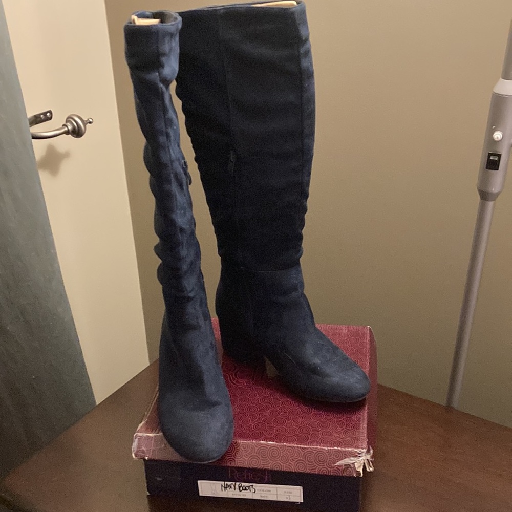 Refresh Navy Faux Suede Boots, size 8.5 pull on with 1/2 zipper